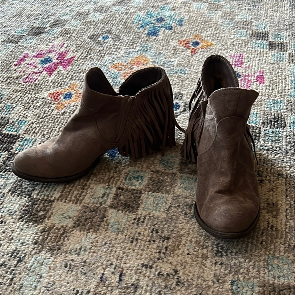 Fringe Suede Ankle Boots - Brown